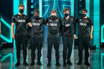 FNATIC SỬ DỤNG ĐỘI HÌNH KHẨN CẤP TẠI LOL WORLD 2022