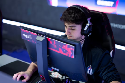 OG THAY MÁU ĐỘI HÌNH, BENCH REGALI, MODO STAND-IN